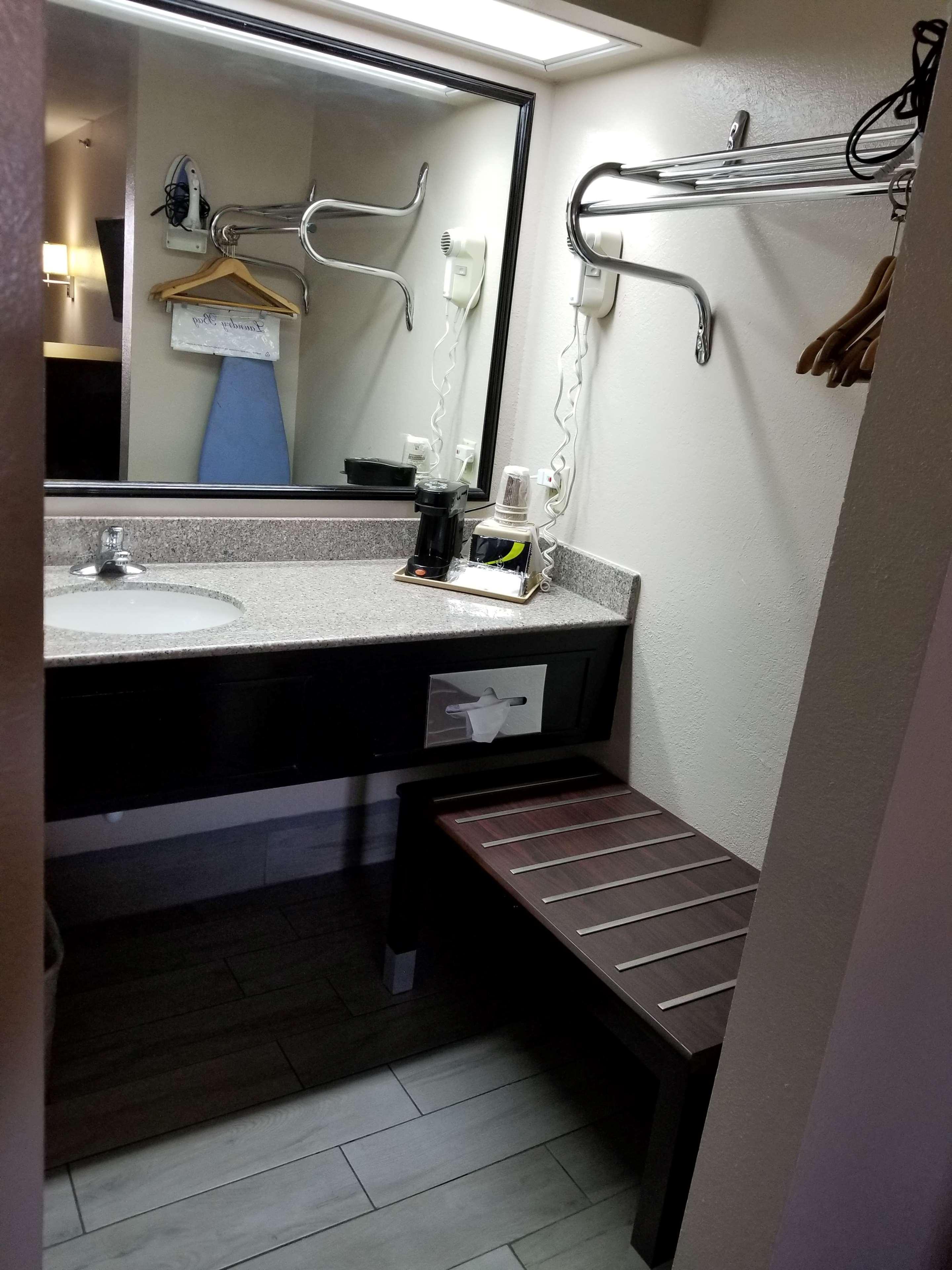 Surestay Hotel By Best Western Terrell Ngoại thất bức ảnh